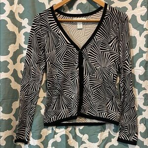 Black and White Geometric Women's Top